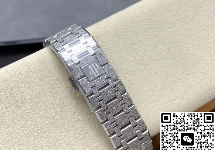 OM Factory Audemars Piguet Royal Oak 26239BC.GG.1224BC.01 1:1 Best Edition Replica Watch